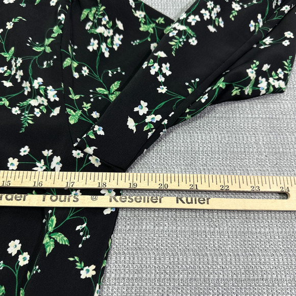 Karl Lagerfeld Top Womens Small Black Ditsy Floral Smocked Shirt Faux Button Up - Picture 9 of 11